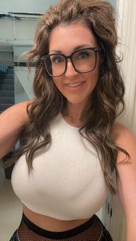 BellaFoxxx