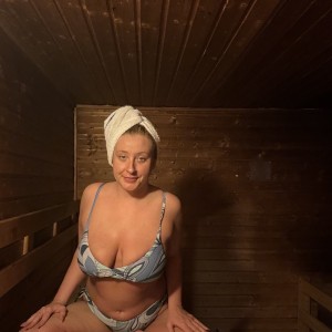 Sexy Sauna