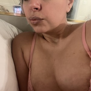 Hi