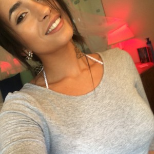 Wanna make you smile.