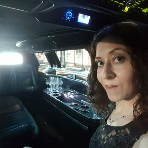 Limo ride to dinner!
